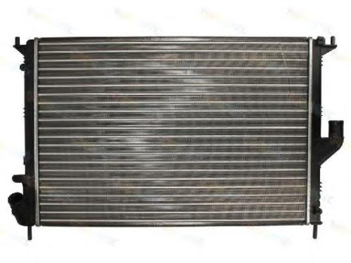 картинка Радиатор охлаждения RENAULT LOGAN / SANDERO 1.4 / 1.6 с кондиционером 08- / RENAULT DUSTER 1.6 / 2.0 от магазина Одежда+